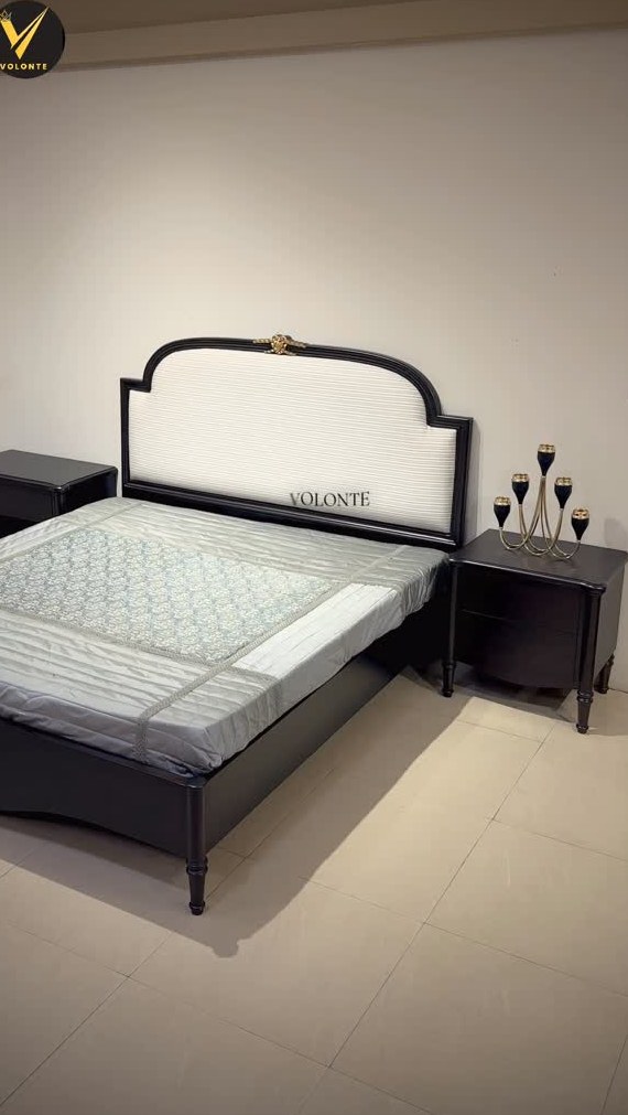 Black and White Bed